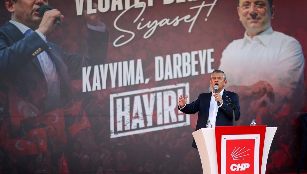 ozgur ozel chp kolay lokma degildir 8UsvR3WB