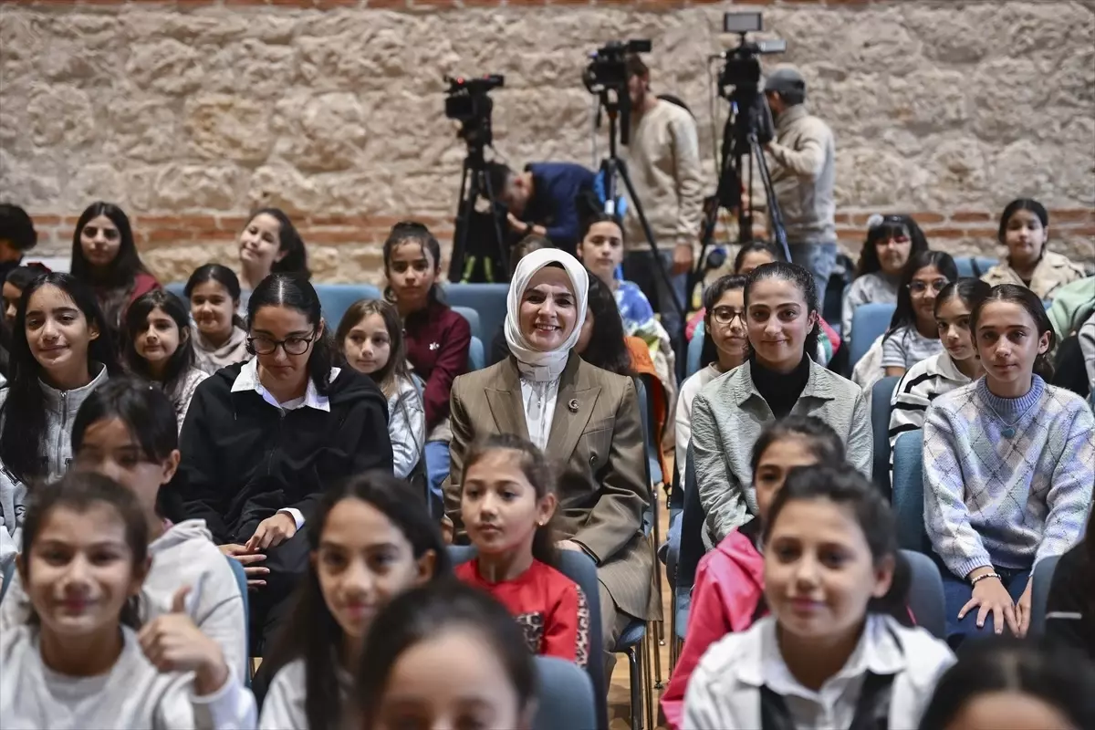 bakan goktas her cocugun yuzu gulmeli 1nA6HSPj