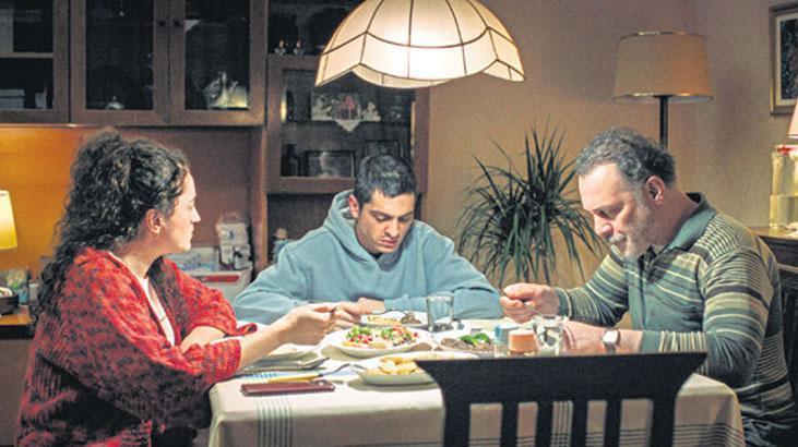 bir ailenin en zor sinavi uGPLrk6r.jpg