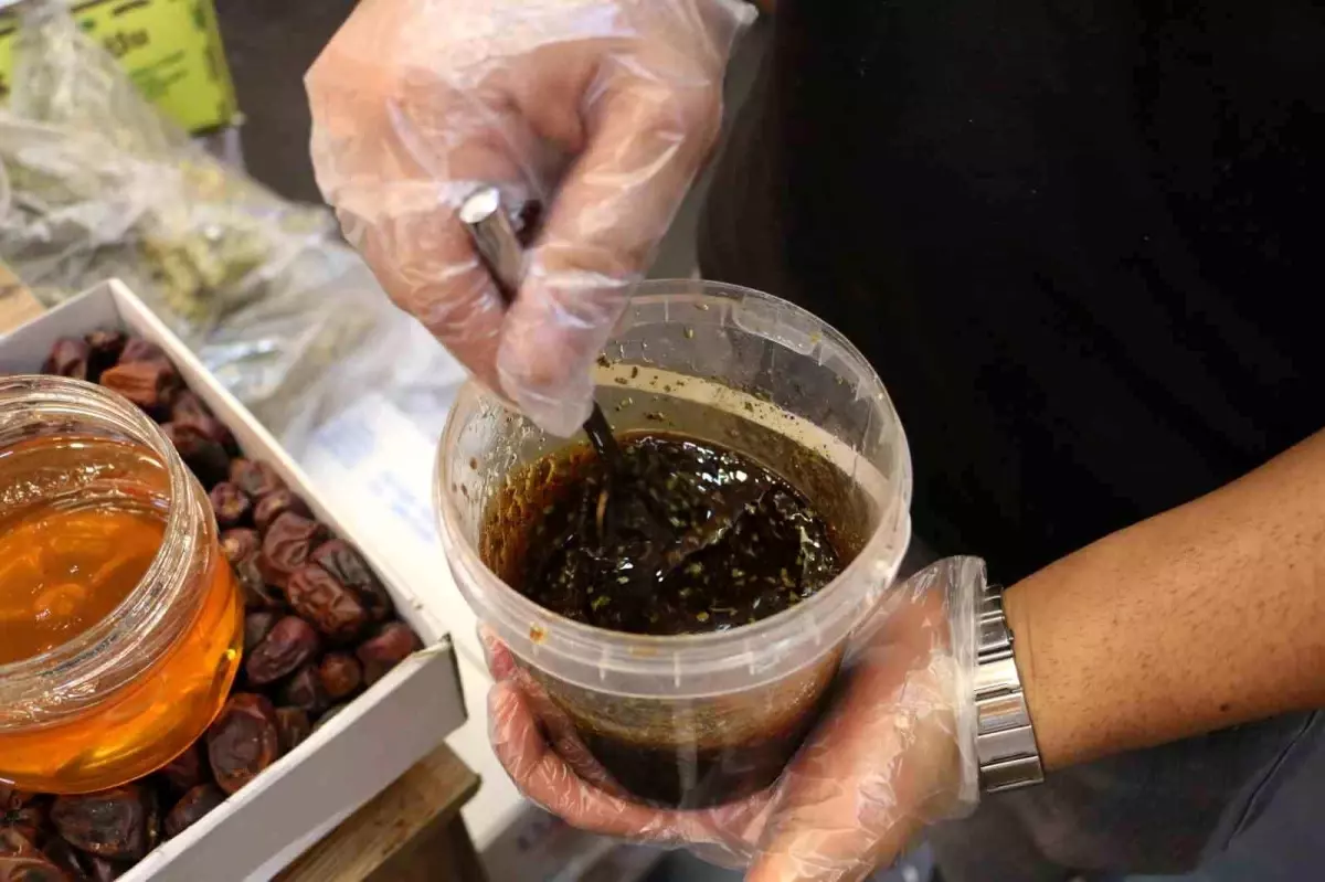 diyarbakirli esnafin ozel bitki karisimi ile sifali cozumler KrSjHqXv