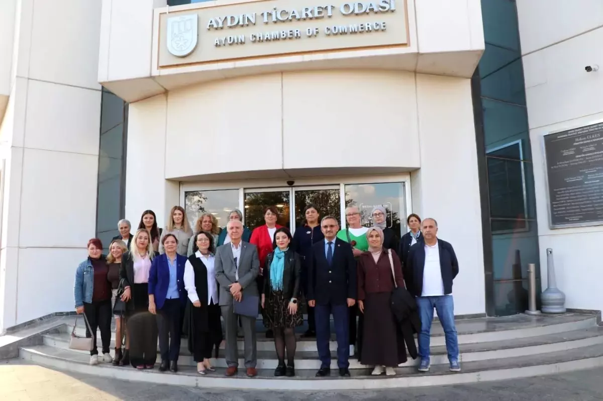 kadin kooperatiflerinin guclendirilmesi icin egitim faaliyeti duzenlendi ihs8cnsI.jpg