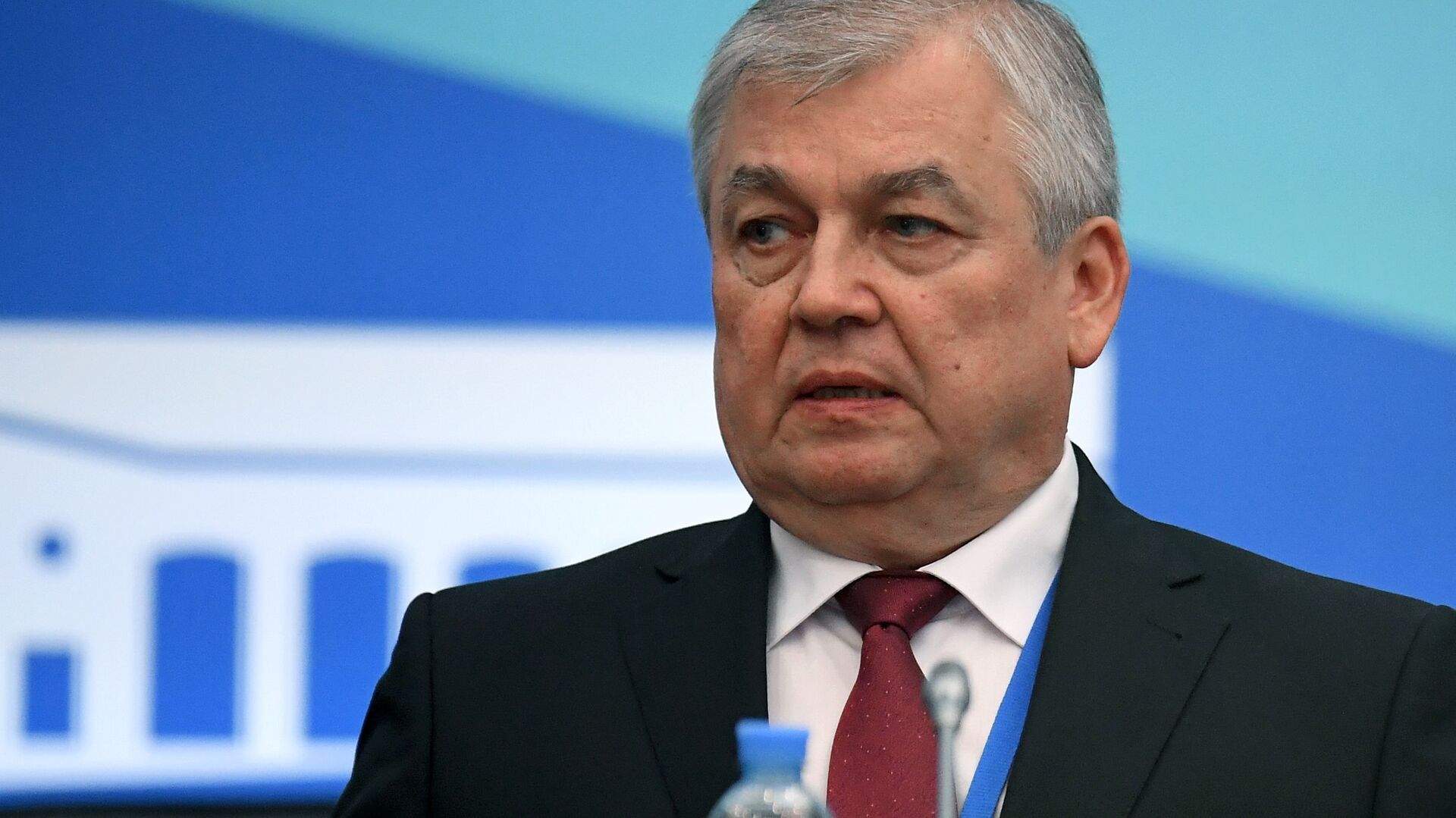 putinin ozel temsilcisi lavrentyev arakci ile gorustu 65rbLgaA.jpg