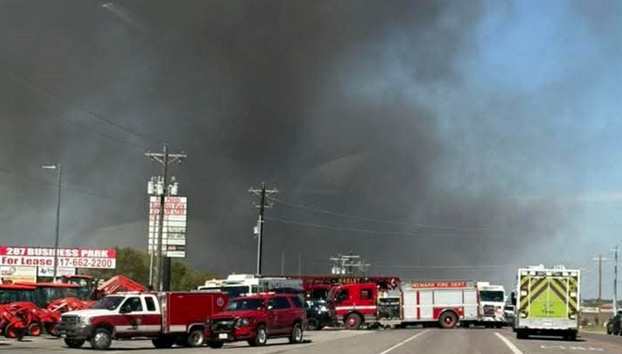 ucak karavan parkina dustu en az 2 olu ZHz84LM5.jpg