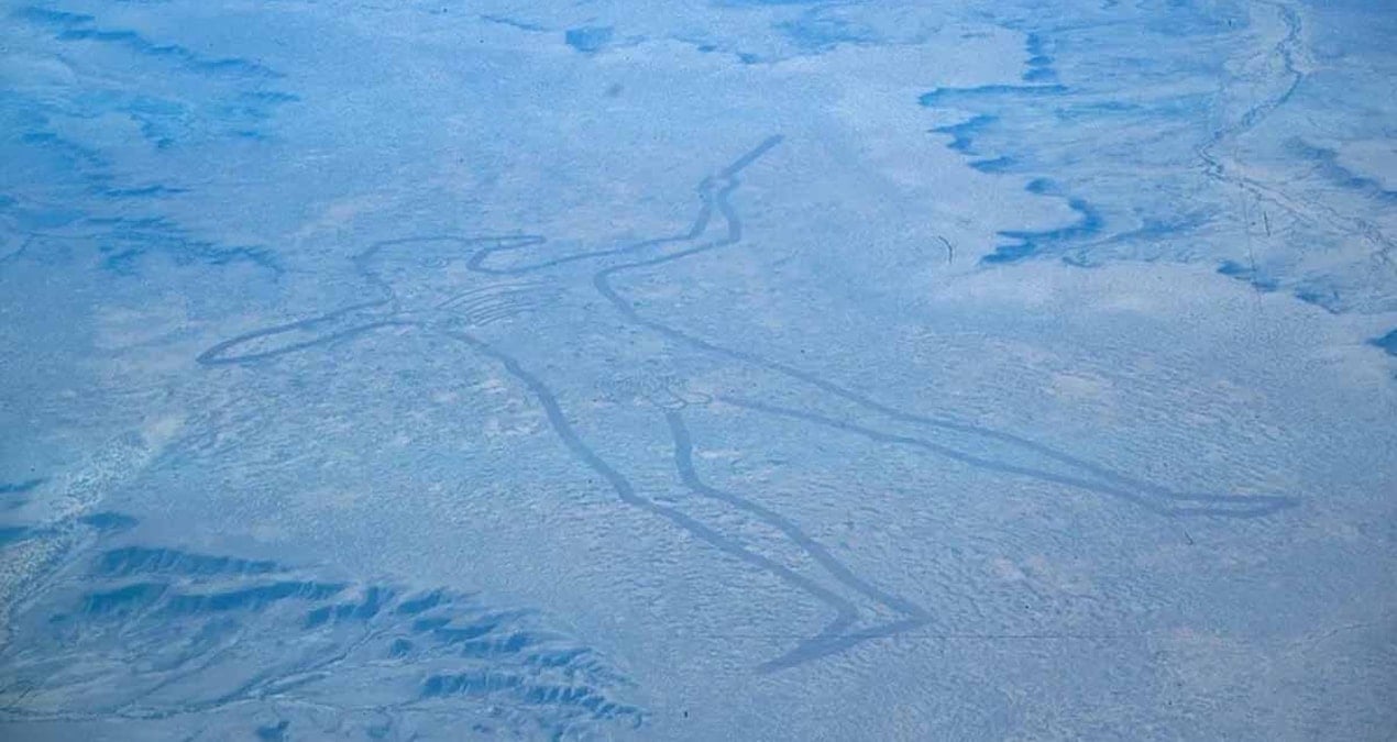 anide ortaya cikti 30 yildir gundemi mesgul ediyor tum ulke sadece 2 teori uzerinde duruyor BepVjUzO.jpg