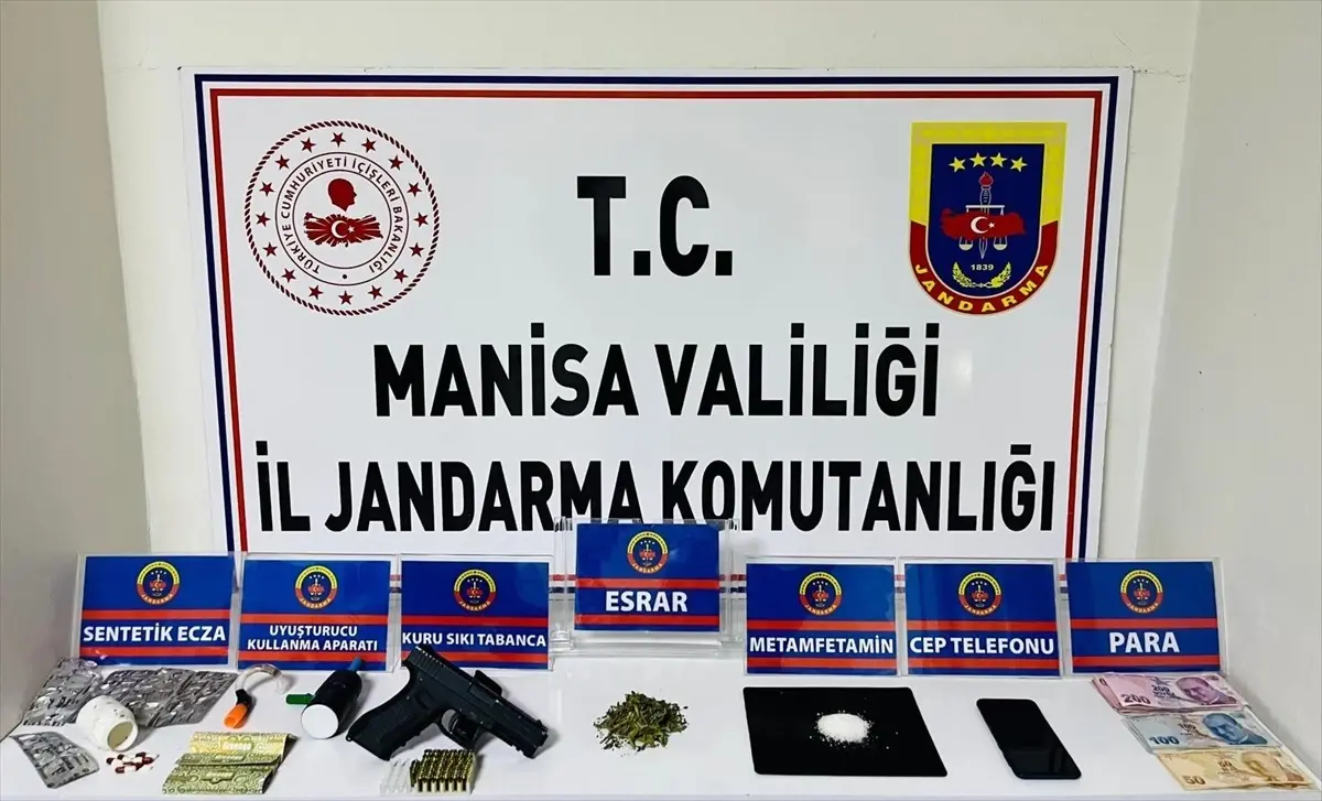 manisada uyusturucu ticareti yapan supheli gozaltina alindi LKVl1t7m.jpg