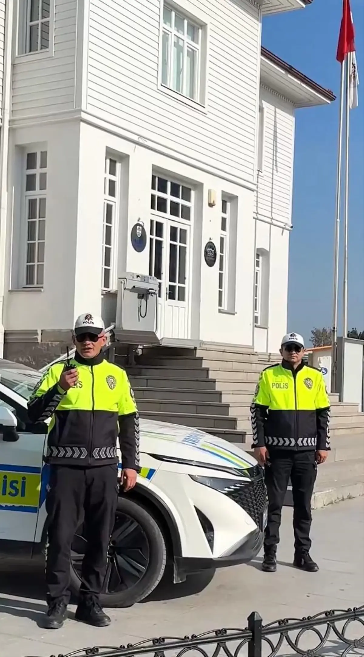 yalova emniyetinde kriptolu telsiz muhabere sistemi ketum kullanima basladi VJyG5ZSF.jpg