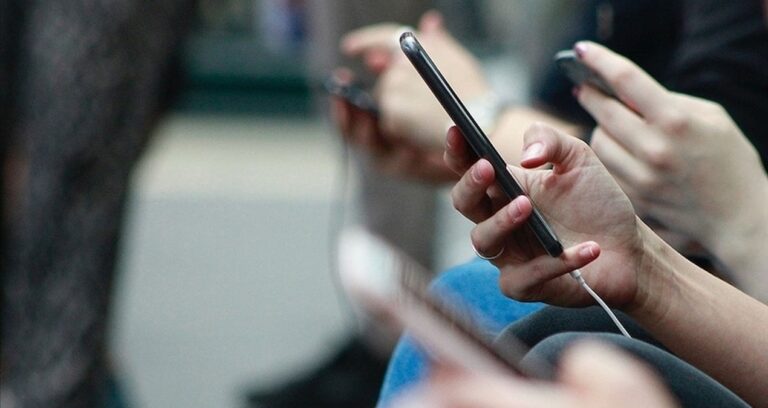 48-saat-sonra-binlerce-telefon-iletisime-kapatilacak-Kl8FWsHW