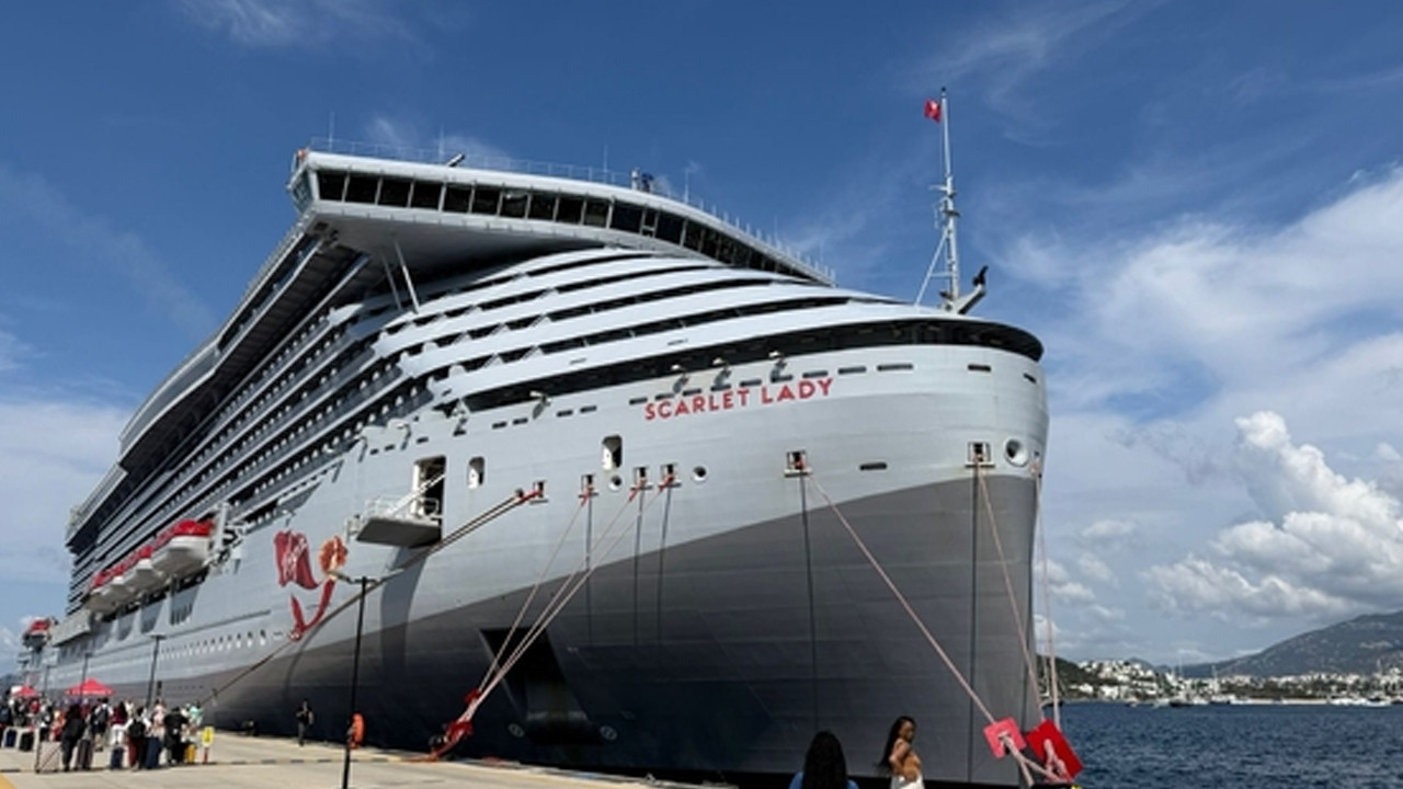 Bodrum’a Gelen Gemilerle Turizm Hareketliliği Artıyor: 2.636 Yolcu Ağırladı